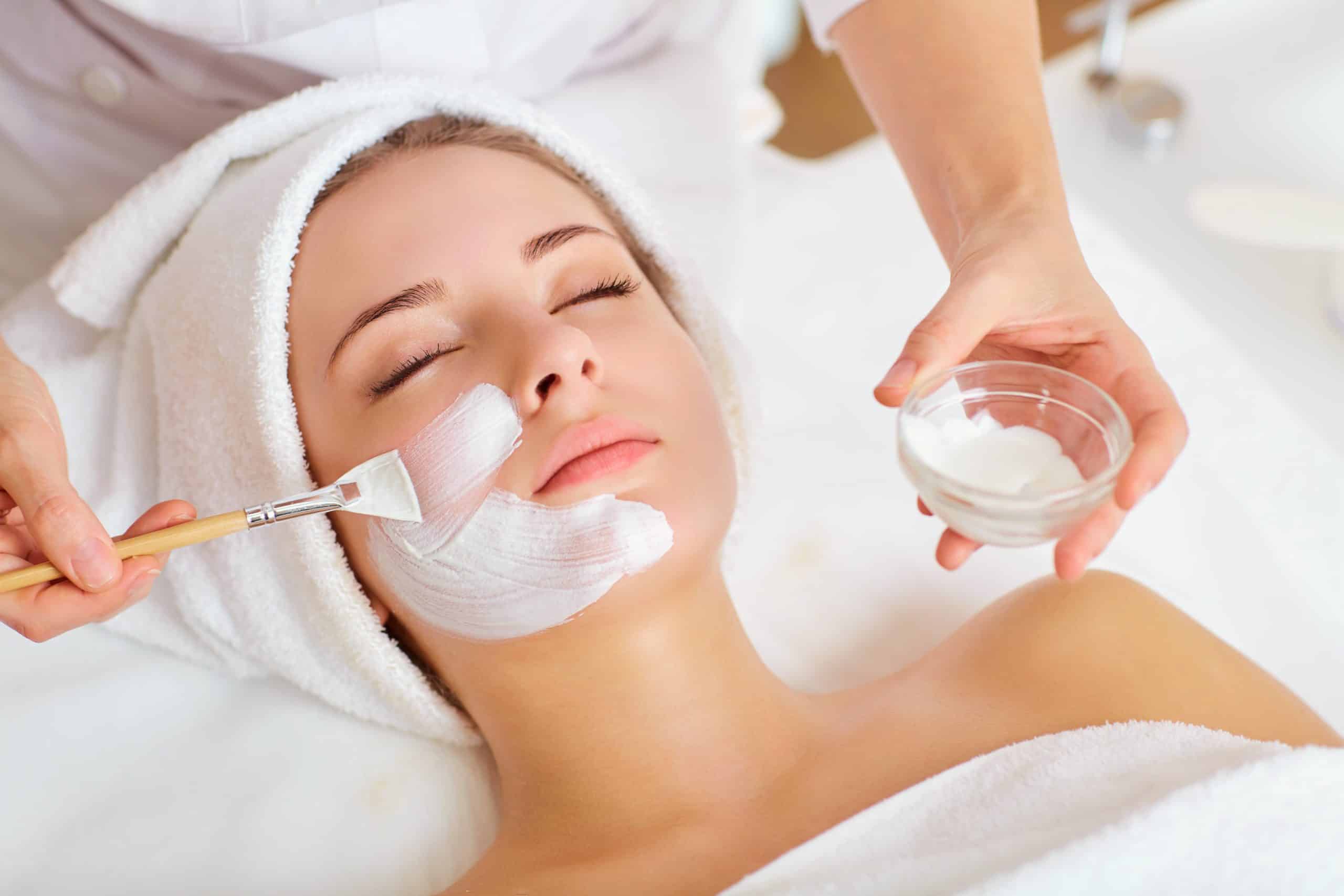 Facial in COMO aesthetic westfield